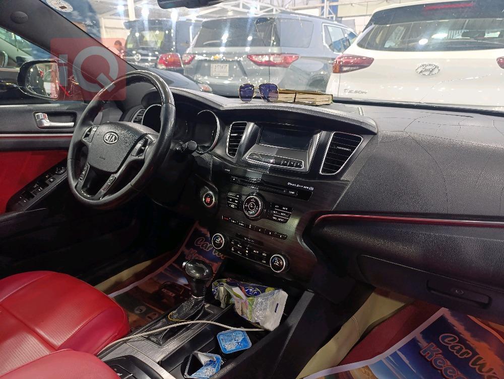 Kia Cadenza